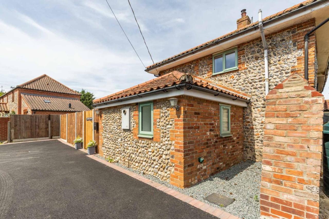 Host & Stay - Sand Pit Cottage Thorpe Market Экстерьер фото